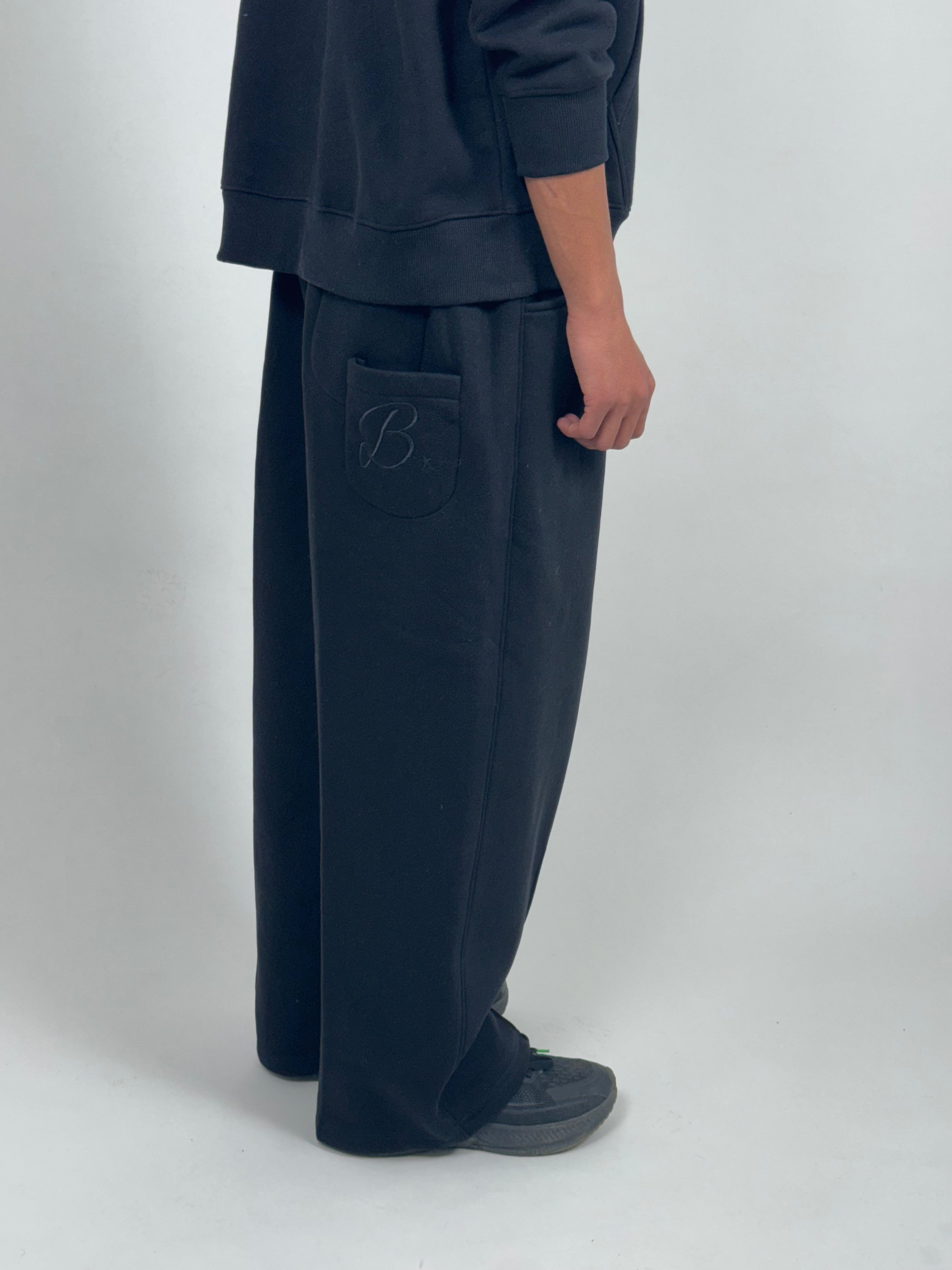 COZY B★ LEG SWEATS - BLACK