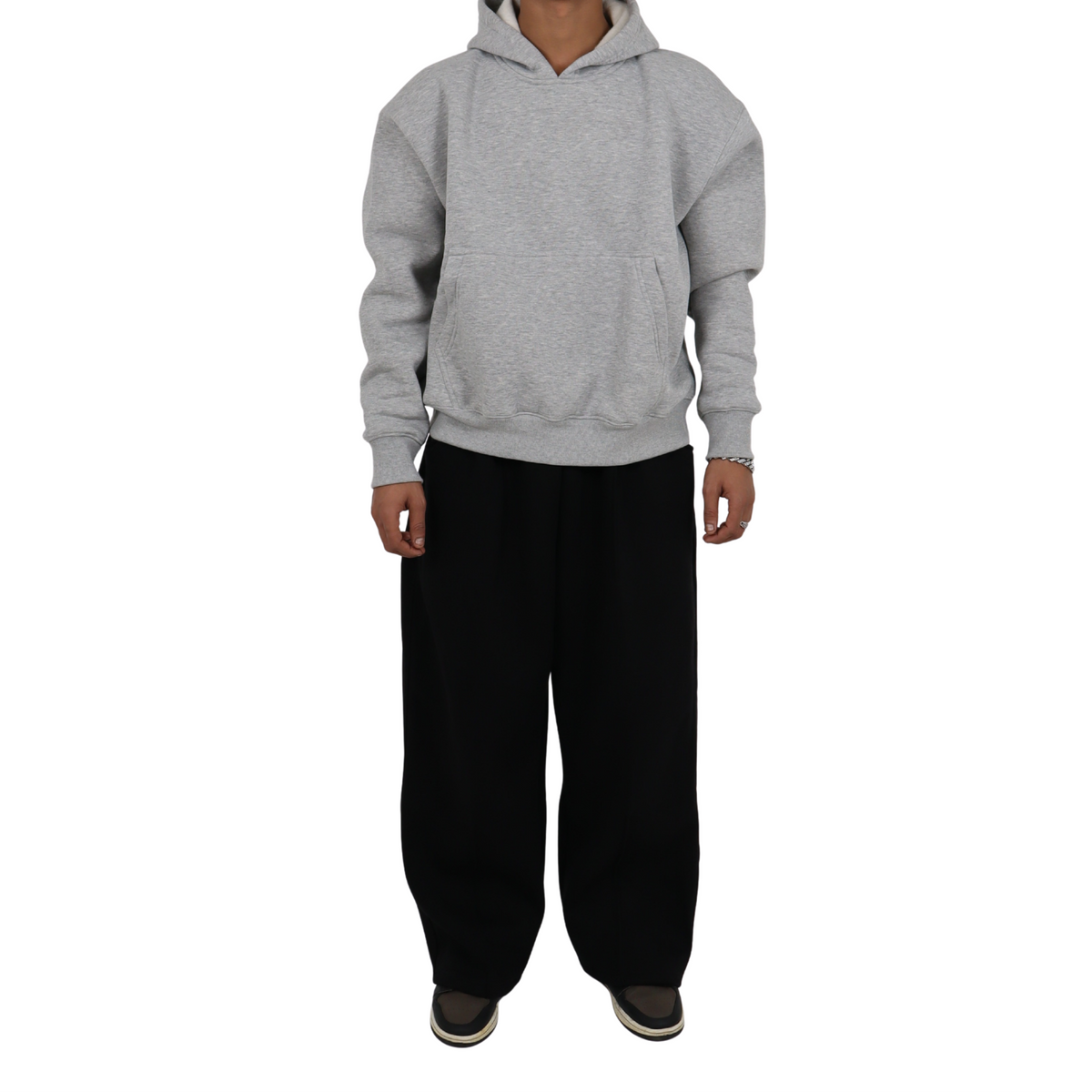 BLACK SWEAT AND GREY HOODIE